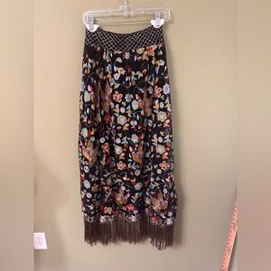 Alice‎ + Olivia Kamryn Floral Maxi Skirt with Fringe size 4 NWT (Imperfections)